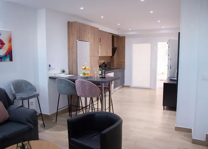 Lägenhet Apartamento Sol Y Luna A Torremolinos