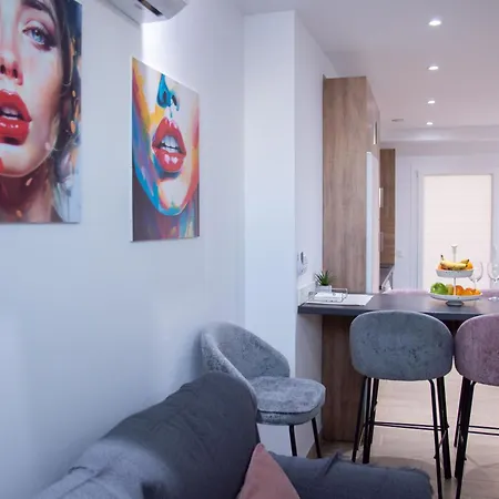 Apartamento Sol Y Luna A Торремолінос